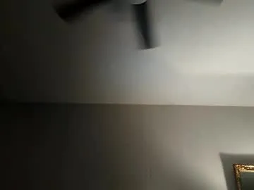 the_right_girl – webcam model profile photo Image 7