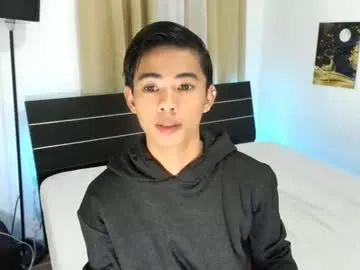 iamsomeone1234 – webcam model profile photo Image 8