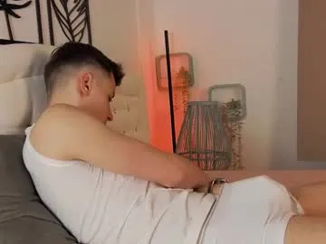 EmiliaWalker – webcam model profile photo Image 5