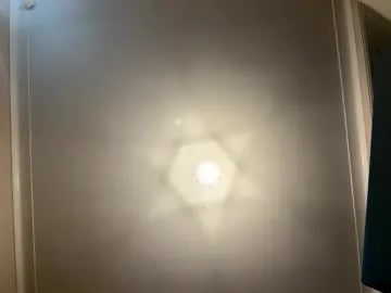 daani_hott – webcam model profile photo Image 17