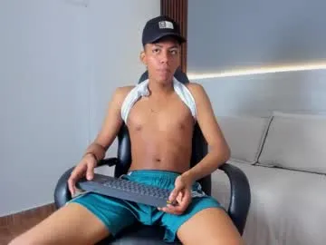 monicaflower – webcam model profile photo Image 3