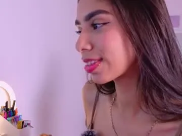 IrisLayne – webcam model profile photo Image 5