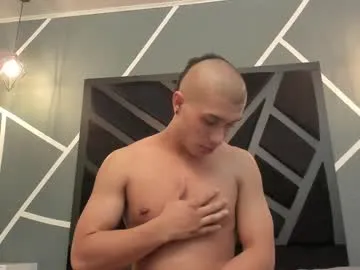 AmeliaPump – webcam model profile photo Image 15