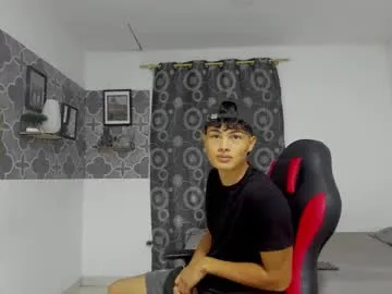 midwestlovers1990 – webcam model profile photo Image 7