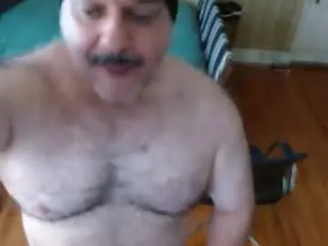 ViviennePower – webcam model profile photo Image 17