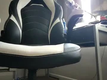 lolaa_darling – webcam model profile photo Image 7