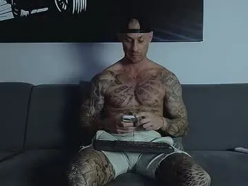 ria_fun – webcam model profile photo Image 13