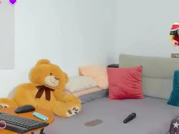 laratonydusud cam session Image 11