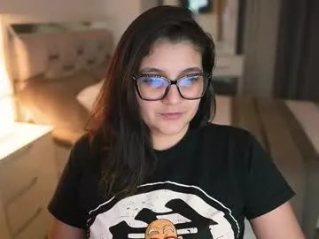 EmiliaWalker – webcam model profile photo Image 7