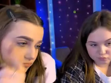 LiliDavison – webcam model profile photo Image 6