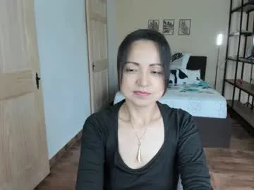 Diamond – webcam model profile photo Image 4