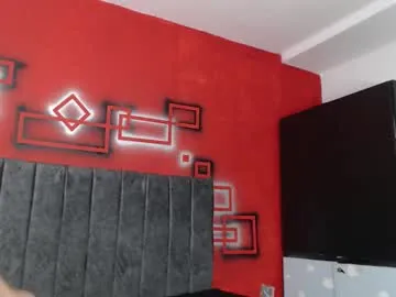 limiyan – webcam model profile photo Image 3