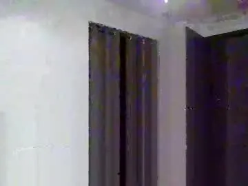 puneripiya – webcam model profile photo Image 5