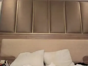 lolaa_darling – webcam model profile photo Image 6