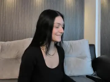 charlotte_whitee1 Image 4