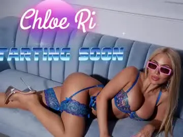 chloe_ri Image 13