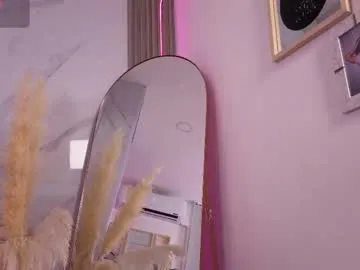 LexyNess – webcam model profile photo Image 10