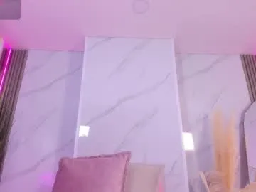 LexyNess – webcam model profile photo Image 3