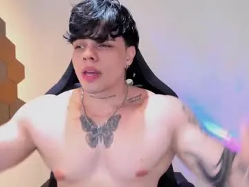 Skyller – webcam model profile photo Image 6