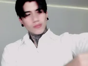 freshlatinyouxx – webcam model profile photo Image 4