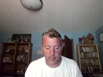 iamsomeone1234 – webcam model profile photo Image 12