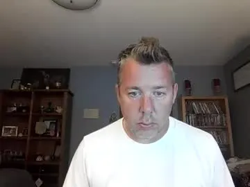 iamsomeone1234 – webcam model profile photo Image 14