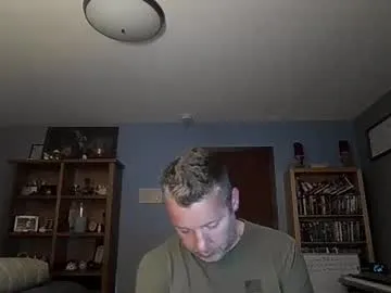 iamsomeone1234 – webcam model profile photo Image 19