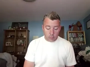 iamsomeone1234 – webcam model profile photo Image 7