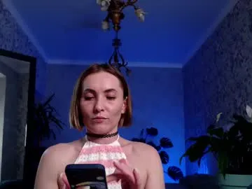 clara_bendover Image 13