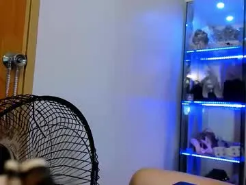 EmiliaWalker – webcam model profile photo Image 15