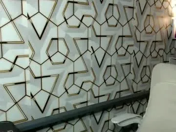 EmiliaWalker – webcam model profile photo Image 2