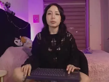 EmiliaWalker – webcam model profile photo Image 7