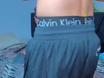 mae_nathan – webcam model profile photo Image 11