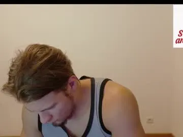 laratonydusud cam session Image 14