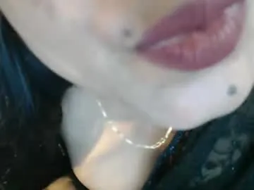 dainty_angel_ – webcam model profile photo Image 13