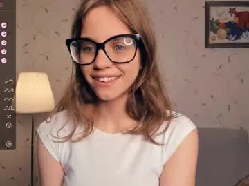 pureannuals – webcam model profile photo Image 16
