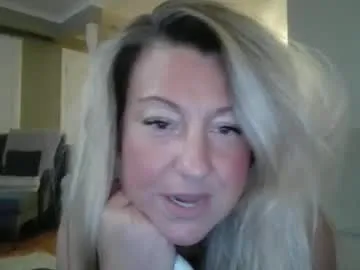 obsidianheartsx – webcam model profile photo Image 8