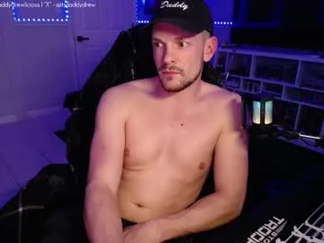 ErzabelLew – webcam model profile photo Image 9