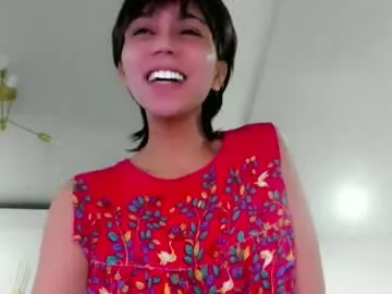 ria_fun – webcam model profile photo Image 14