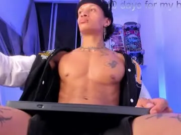 lolaa_darling – webcam model profile photo Image 9