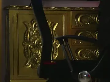 brownboy6999 – webcam model profile photo Image 16