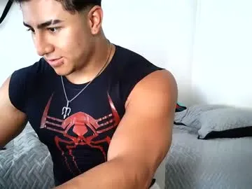 iamsomeone1234 – webcam model profile photo Image 12