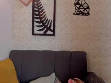 EmilyDumont – webcam model profile photo Image 6