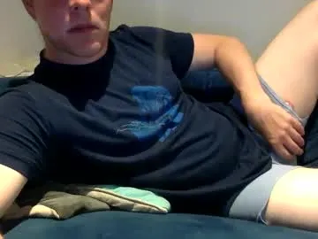 rayannzz – webcam model profile photo Image 2