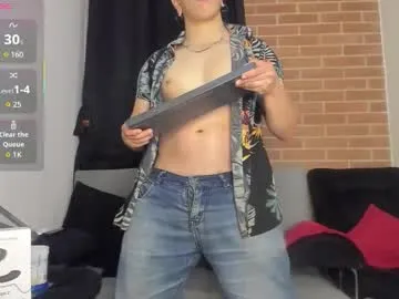 iamsomeone1234 – webcam model profile photo Image 16