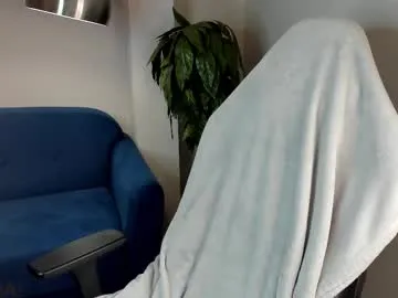 TeffyLaRose – webcam model profile photo Image 4