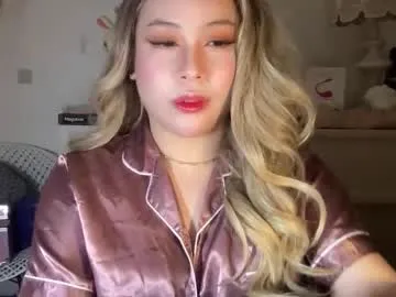 sweetkarmababy – webcam model profile photo Image 13