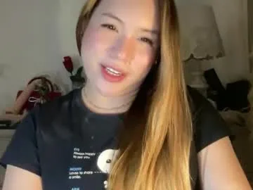 sweetkarmababy – webcam model profile photo Image 16