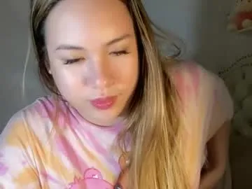 sweetkarmababy – webcam model profile photo Image 3