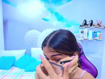 Julieta – webcam model profile photo Image 6